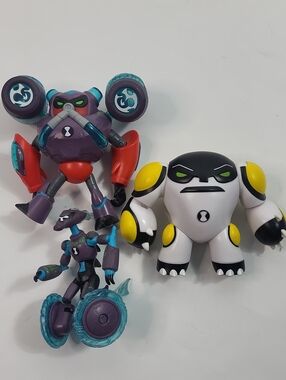 Ben 10 Action Figure Set - Bundle of 3 Toys